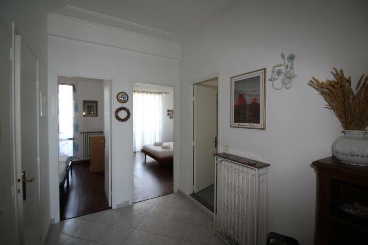 Nice Booking - Electra Vue Mer Balcon Dernier étage Esterno foto
