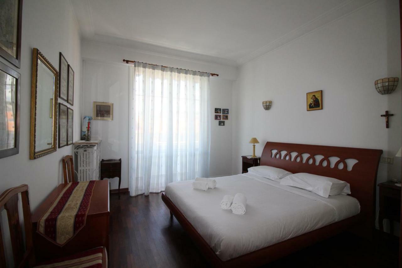 Nice Booking - Electra Vue Mer Balcon Dernier étage Esterno foto